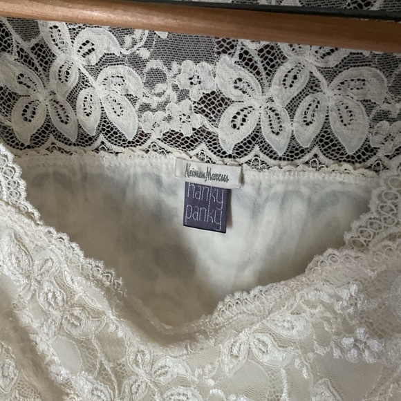 Neiman Marcus Hanky Panky Sweet Lace Top - Picture 5 of 11